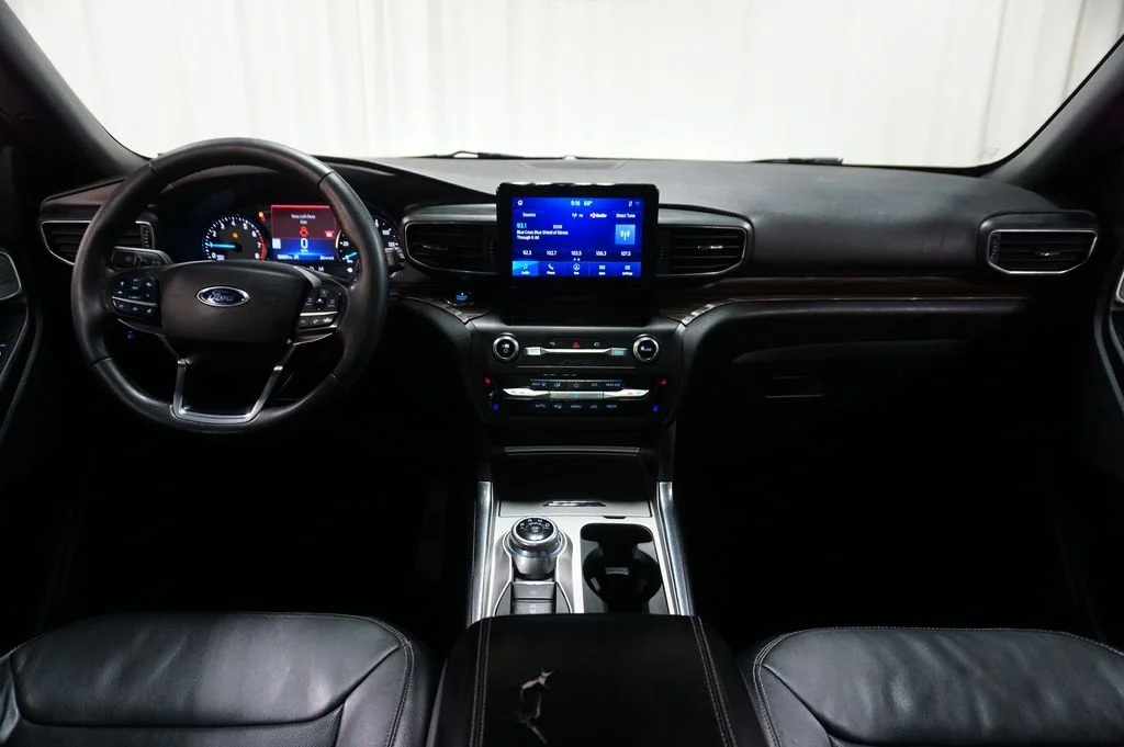Used 2020 Magnetic Ford Limited image 6