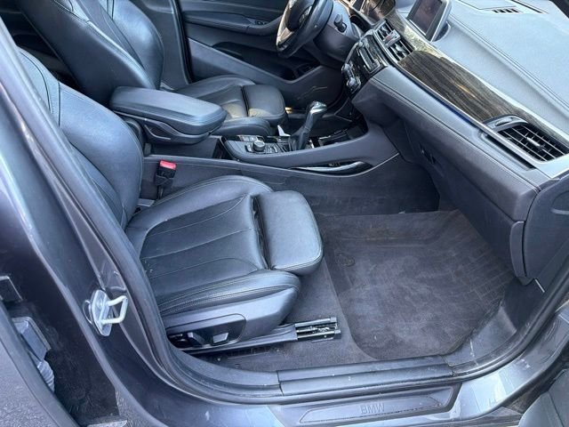 Used 2018 Mineral Gray Metallic BMW xDrive28i image 13