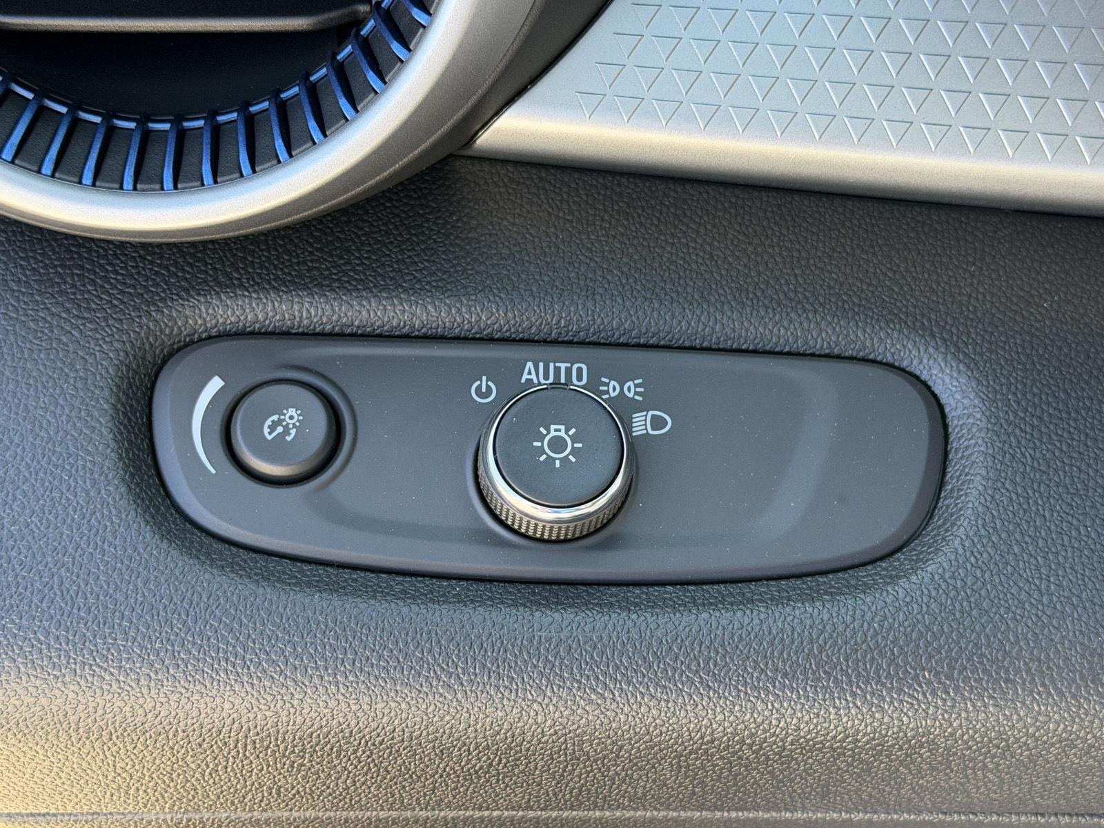 2026 Chevrolet Trax LS - Photo 8