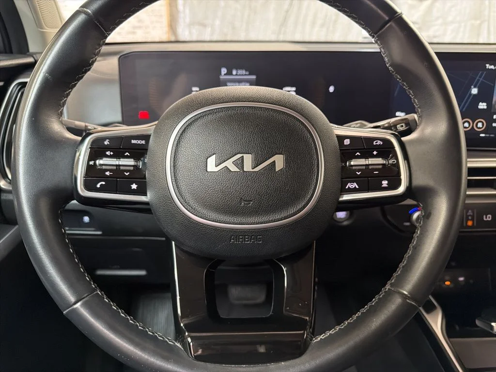 Used 2024 Silver Kia S image 16