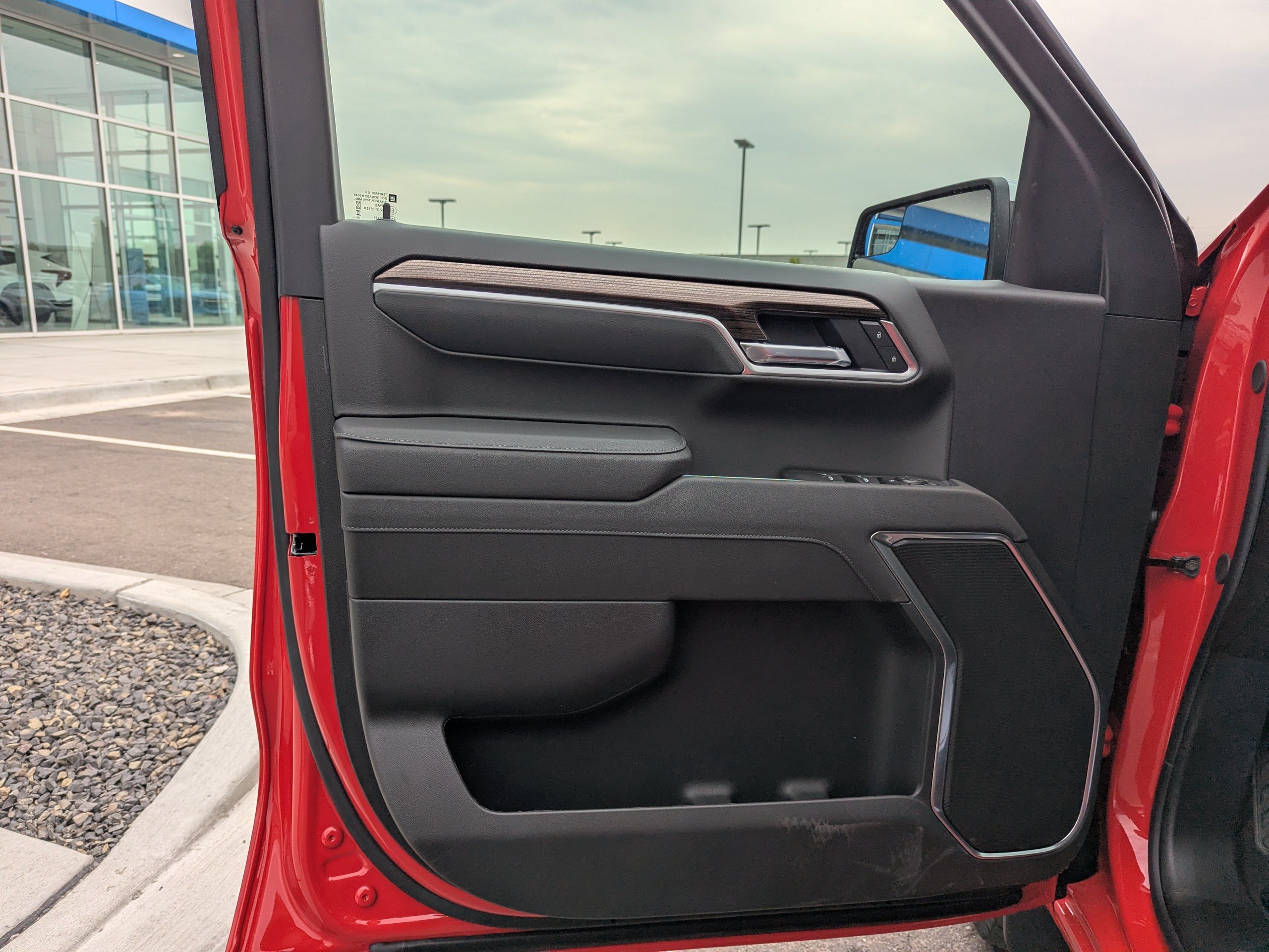 2026 Chevrolet Silverado 1500 LT - Photo 8