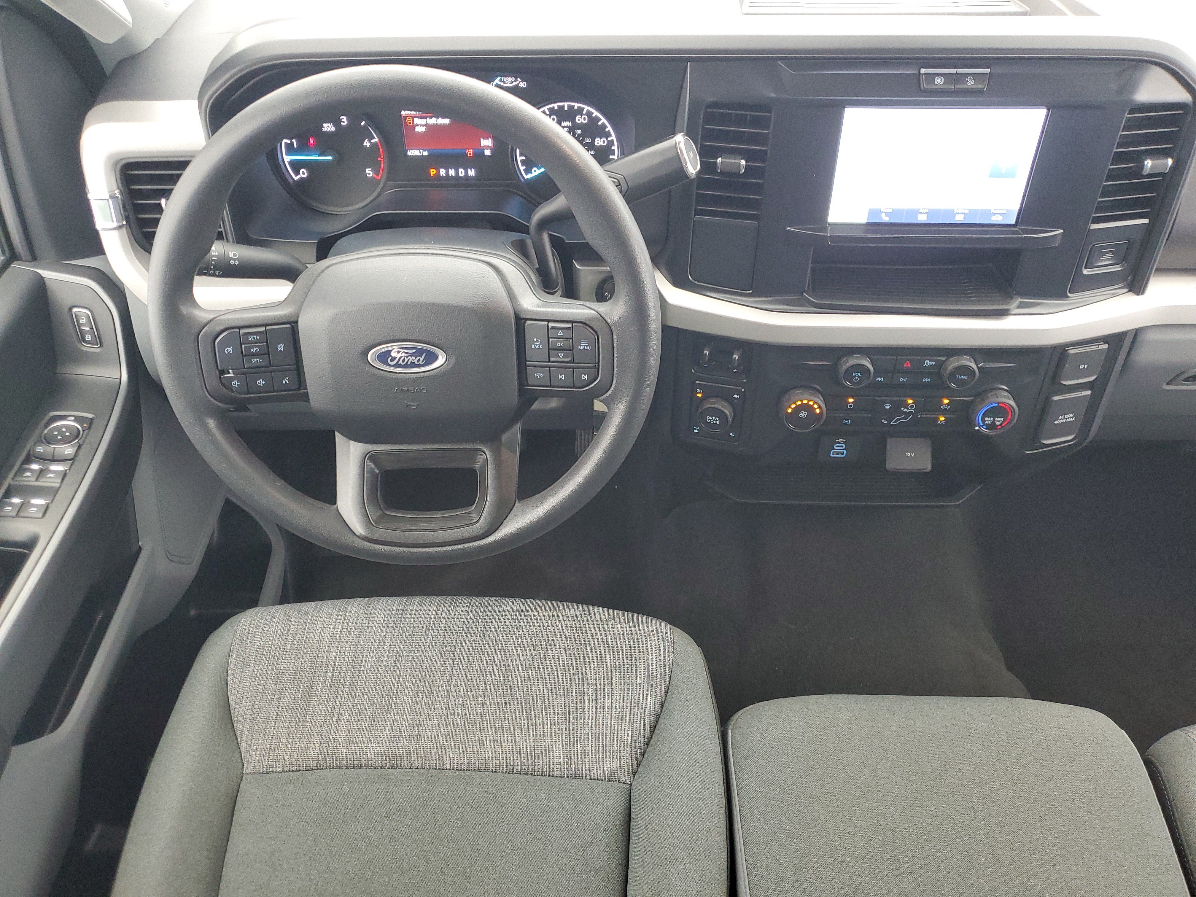 Used 2025 Oxford White Ford XLT image 15