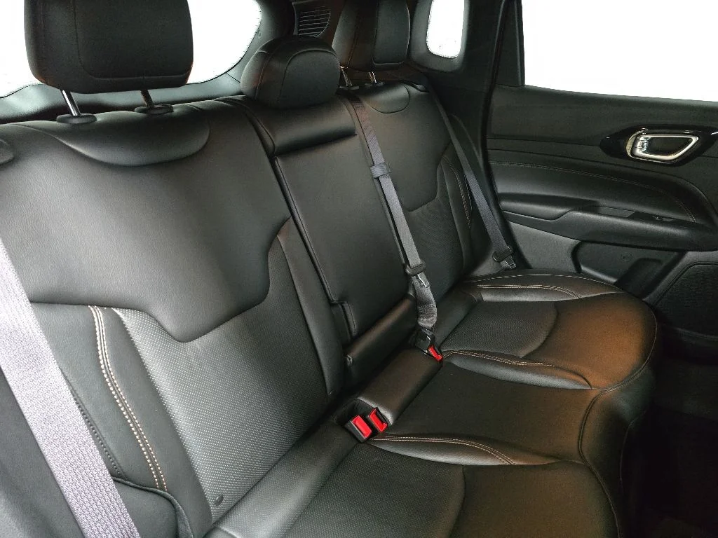 Used 2022 Red Jeep Limited image 16