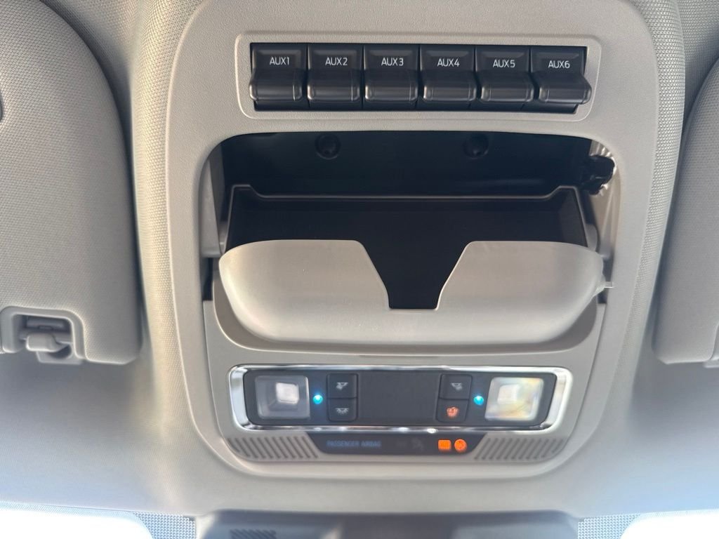 New 2026 Agate Black Metallic Ford Lariat image 30