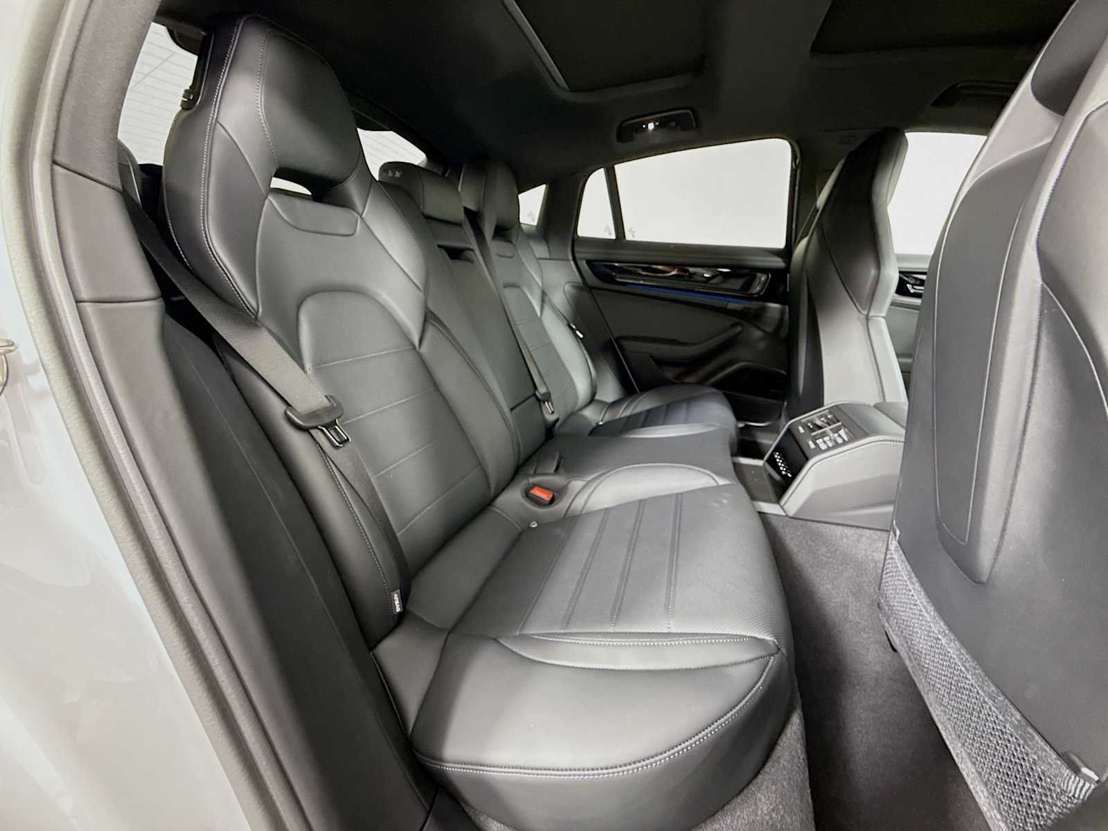 2026 Porsche Panamera Base - Photo 28