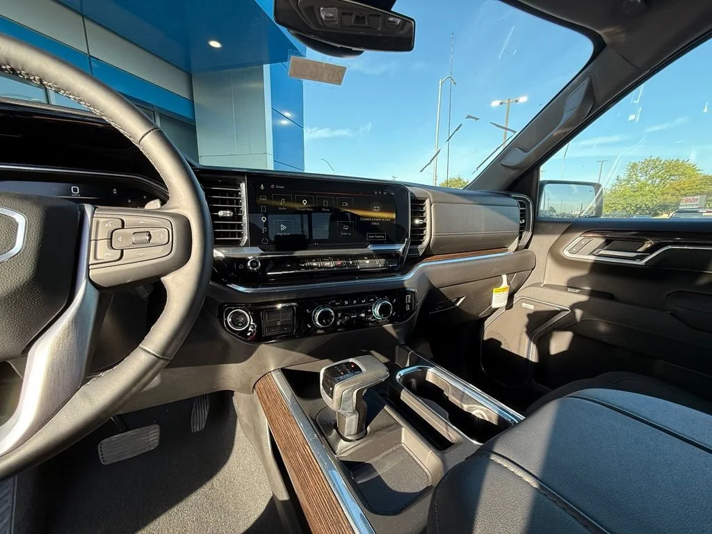 New 2026 Onyx Black GMC Elevation image 23