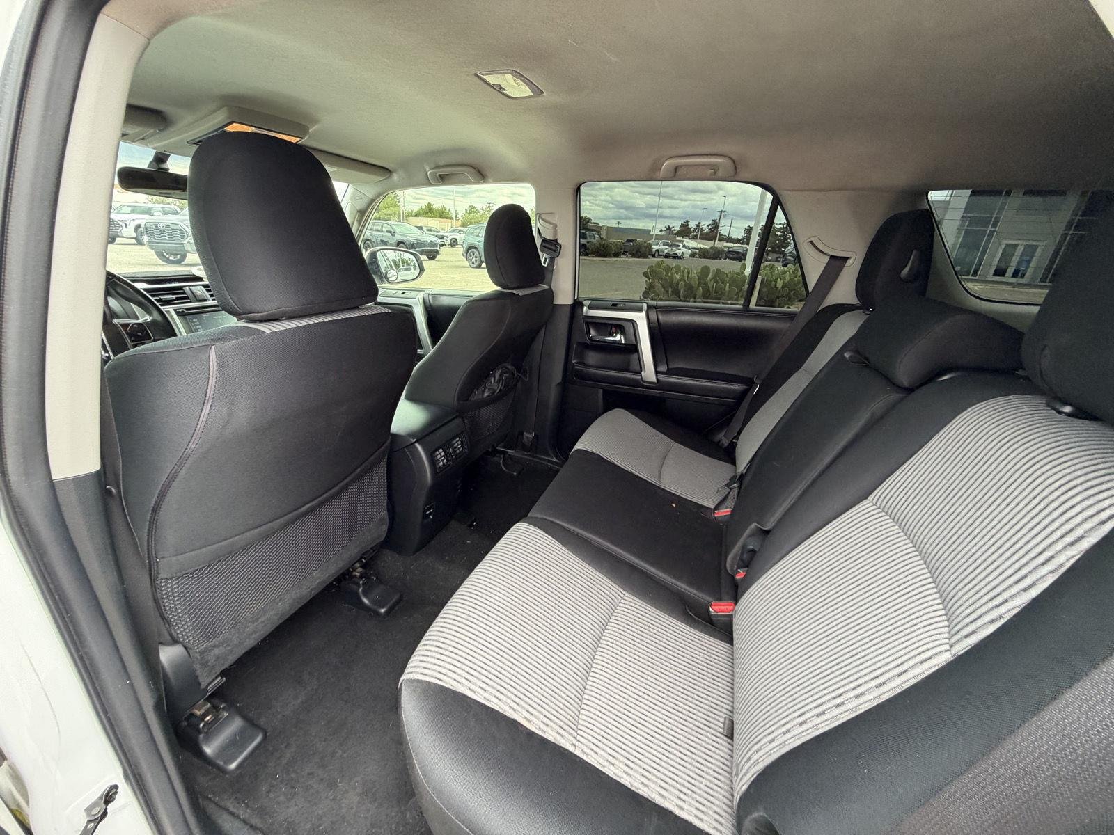 Used 2017 Super White Toyota SR5 image 19