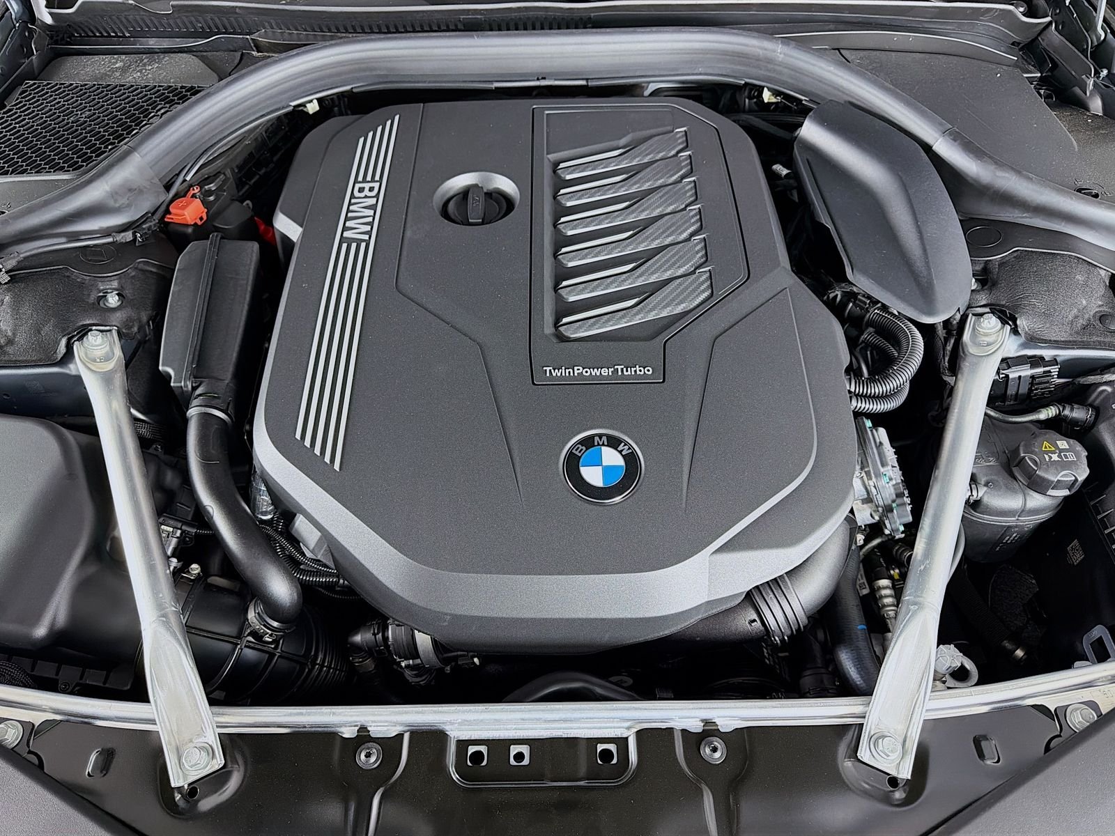 New 2026 Frozen Pure Grey Metallic BMW 840 image 32