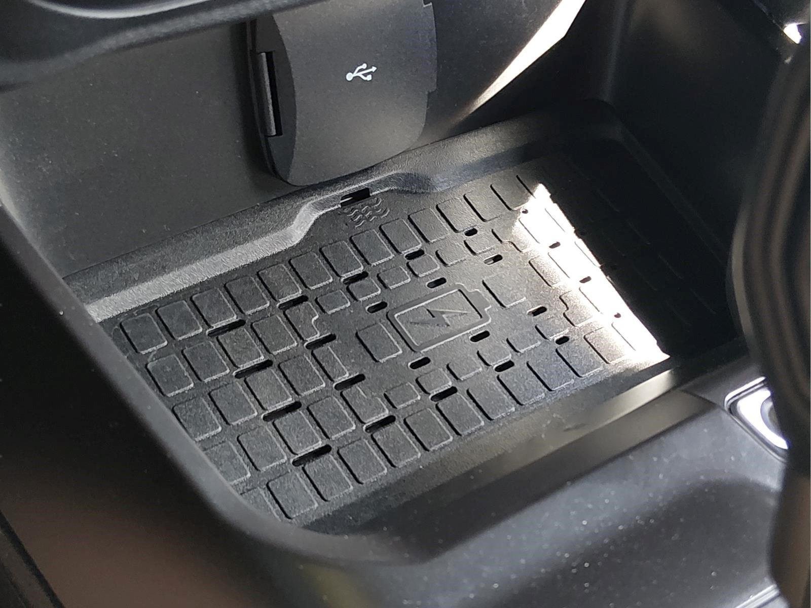 Used 2024 Shadow Black Ford Wildtrak image 26