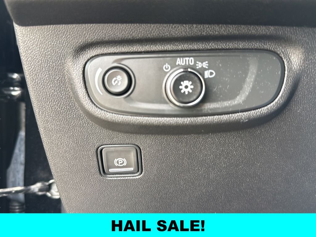 Used 2023 Black GMC SLE image 18