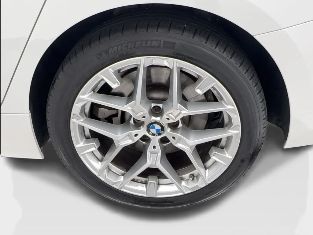 Used 2025 White BMW 330i image 12