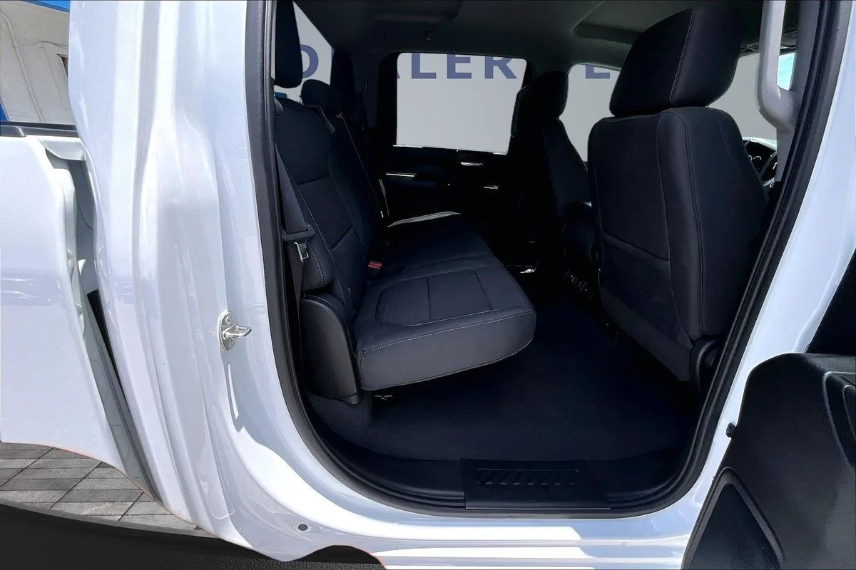 Used 2023 White Chevrolet 4WD Crew Cab Standard Bed LT image 25