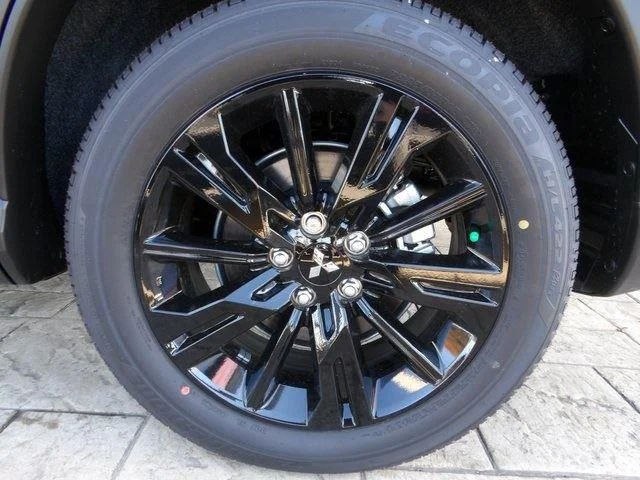 2026 Mitsubishi Eclipse Cross LE - Photo 11