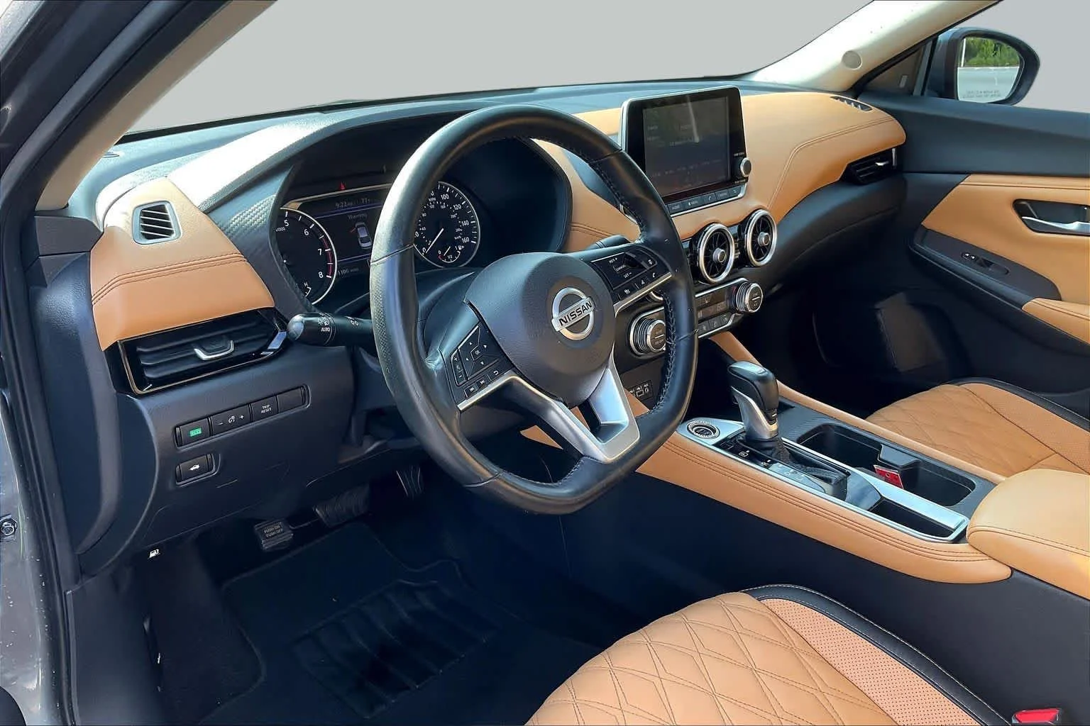 Used 2021 Gun Metallic Nissan SV image 18
