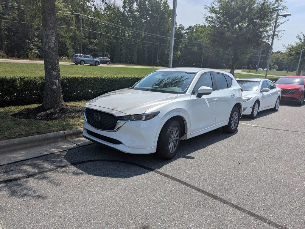Certified Used 2024 White Metallic Mazda 2.5 S Select Package image 1