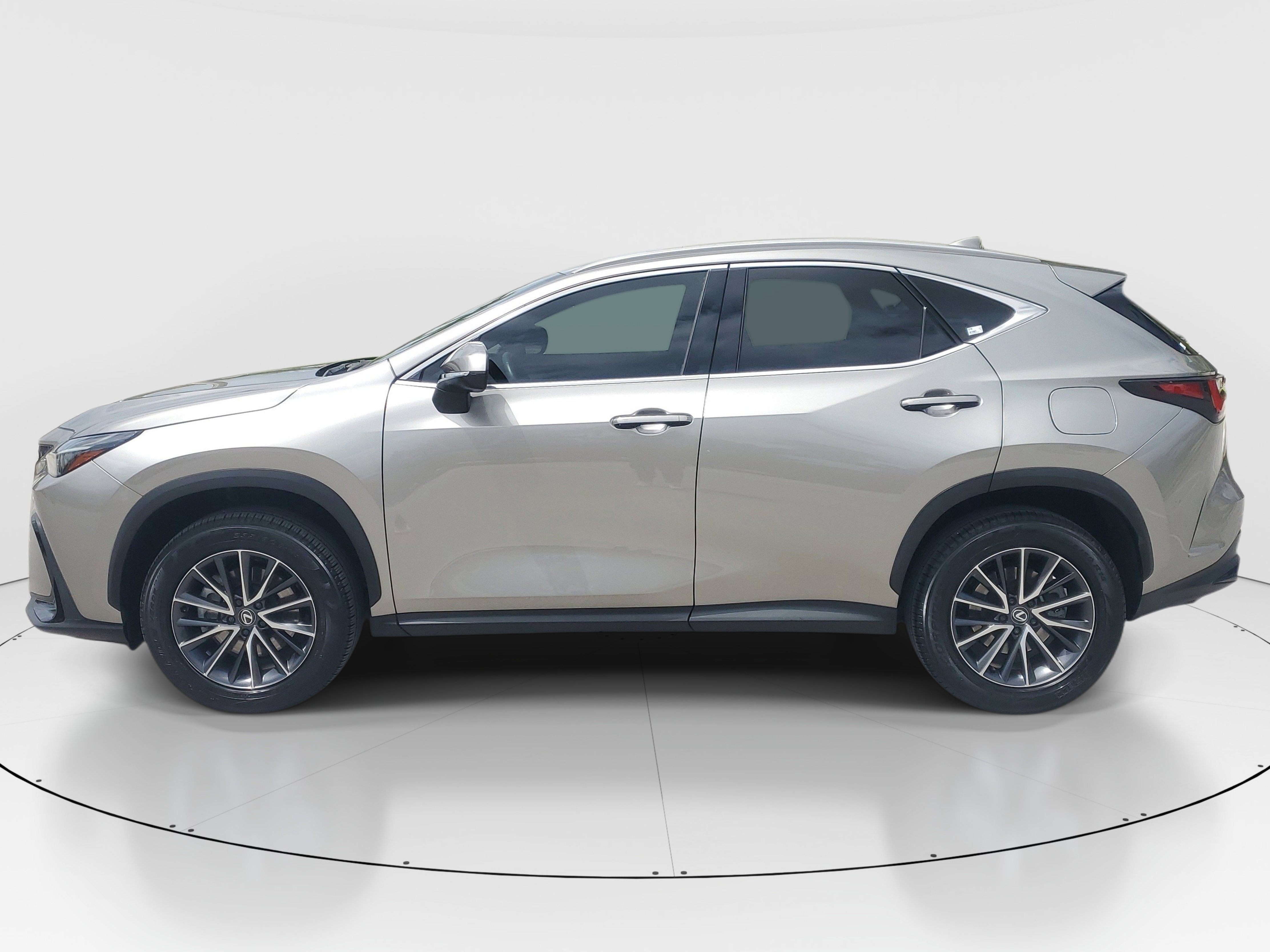 Used 2024 Silver Lexus NX 250 Premium image 7