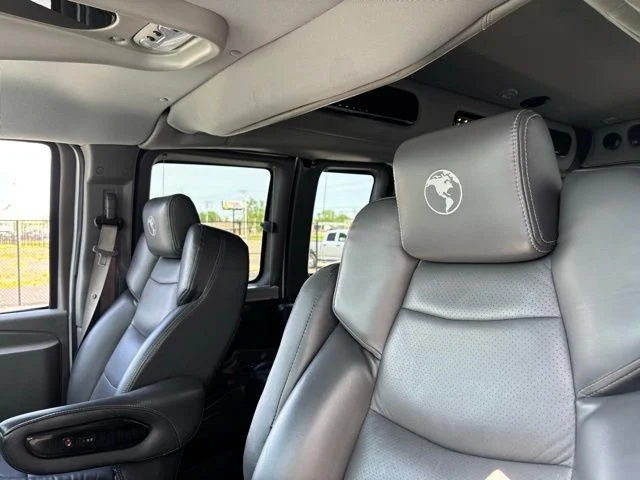 Used 2020 Summit White GMC Explorer Limited SE image 17