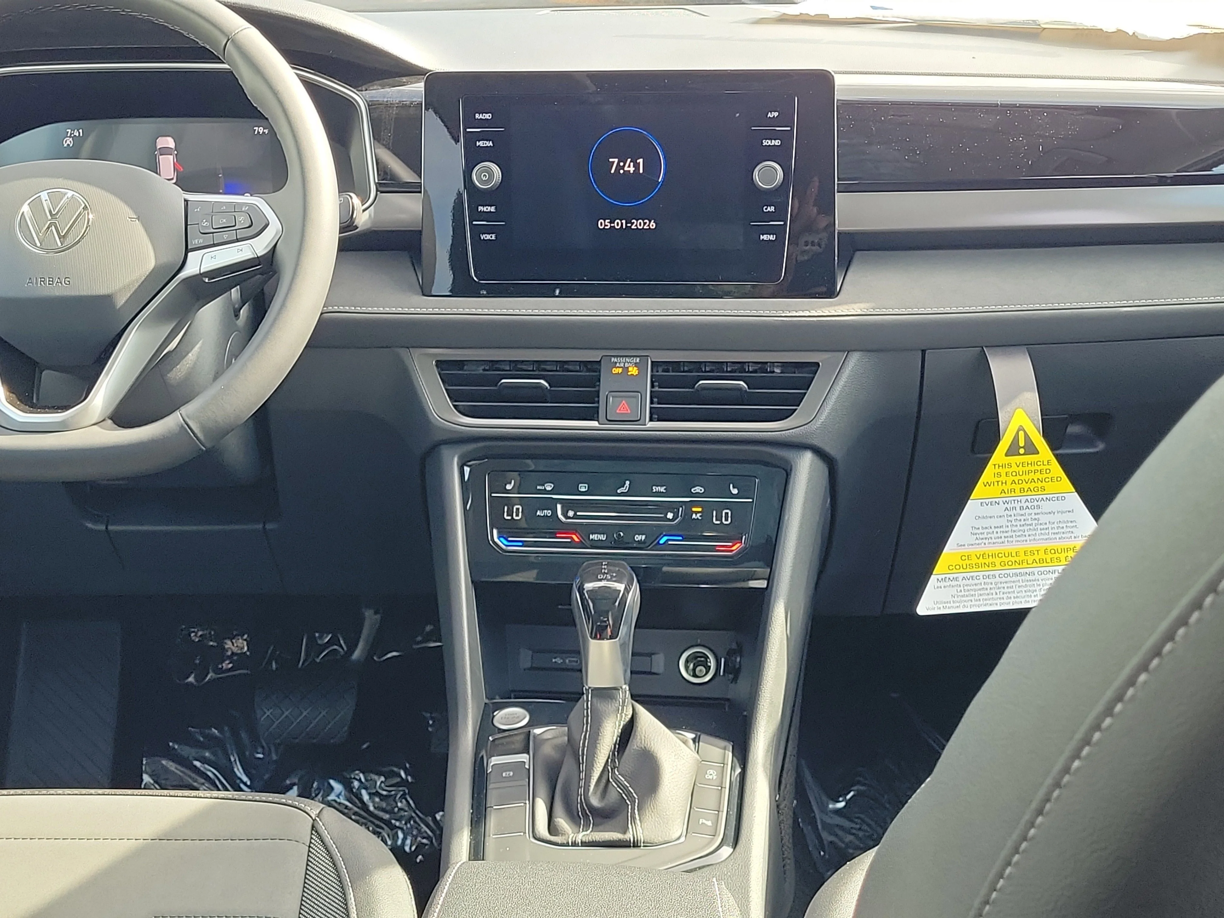 New 2026 White Volkswagen 1.5T SE Black image 5