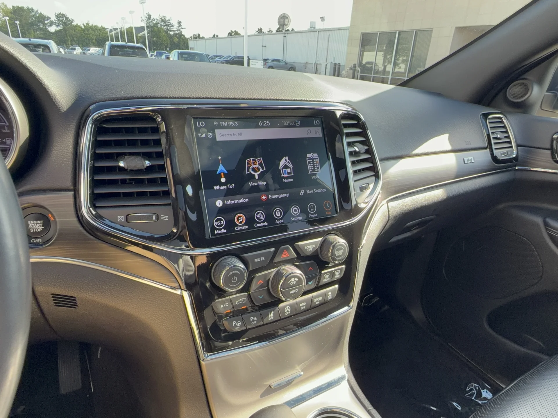 Used 2021 Granite Crystal Metallic Clear Coat Jeep 80th Anniversary Edition image 14