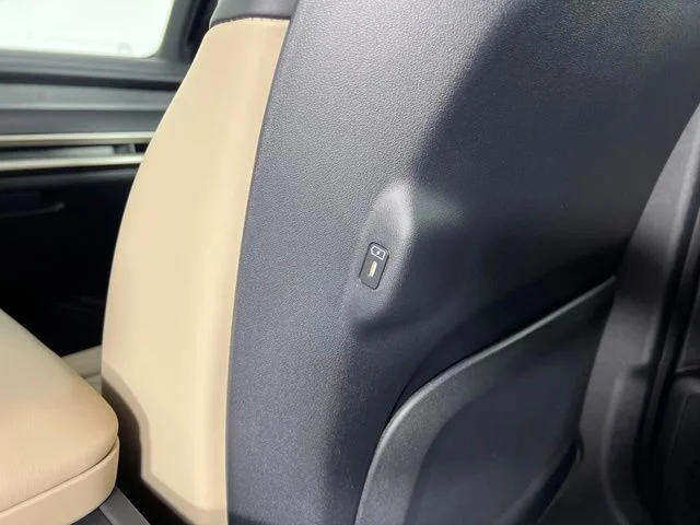New 2027 Black Kia EX image 34