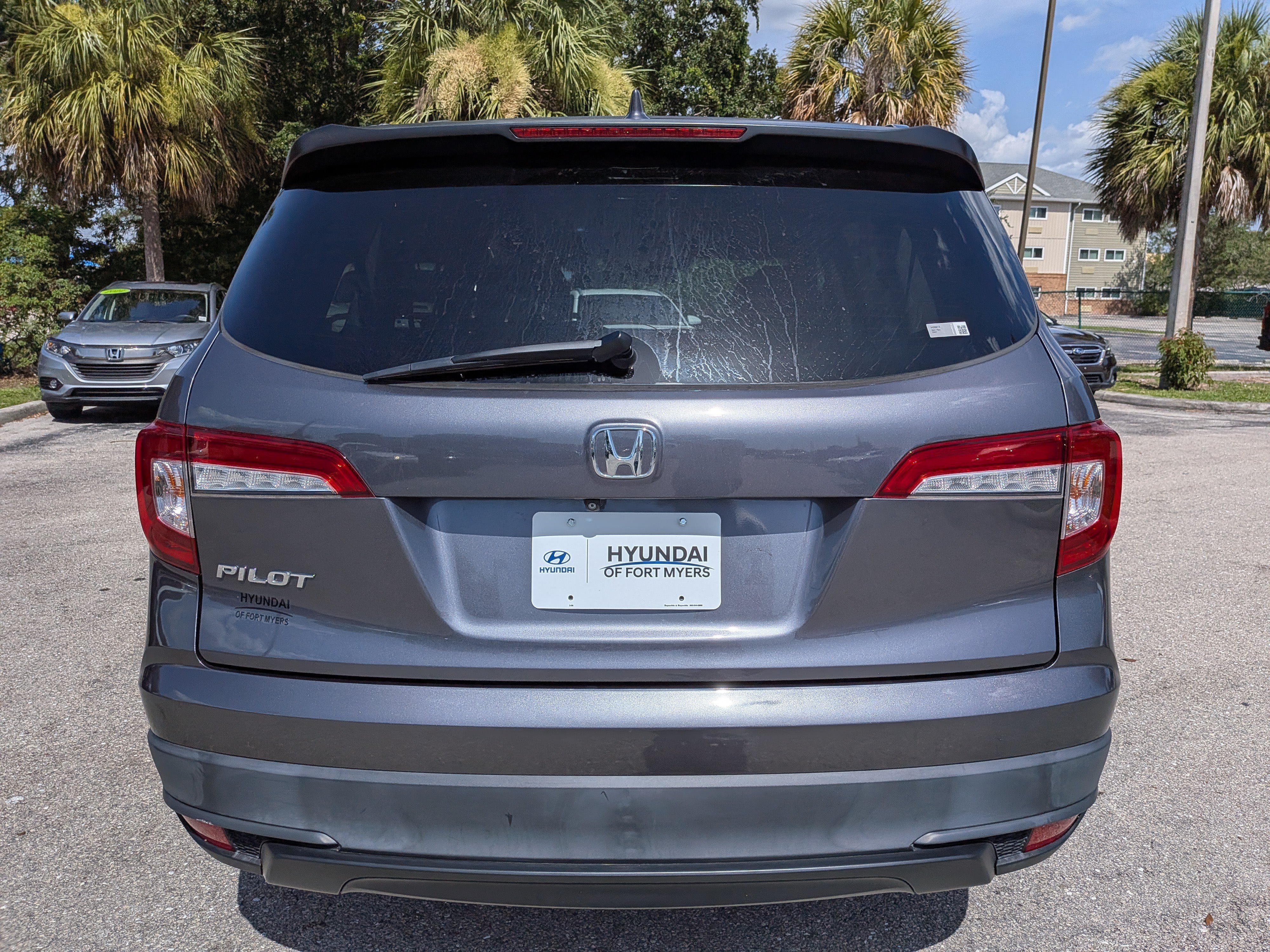 Used 2021 Modern Steel Metallic Honda LX image 5
