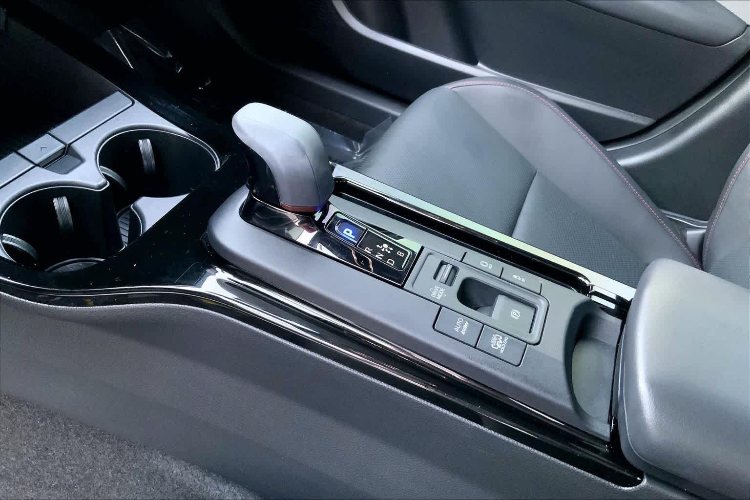 Used 2024 Wind Chill Pearl Toyota XSE image 14