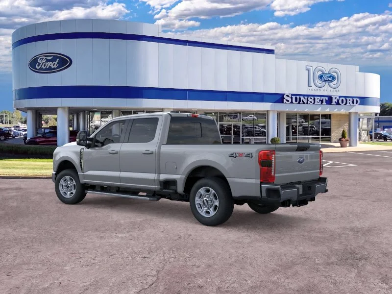 New 2026 Avalanche Ford XLT image 4