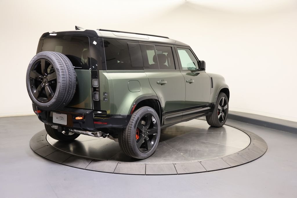 New 2026 Woolstone Green Land Rover X image 5