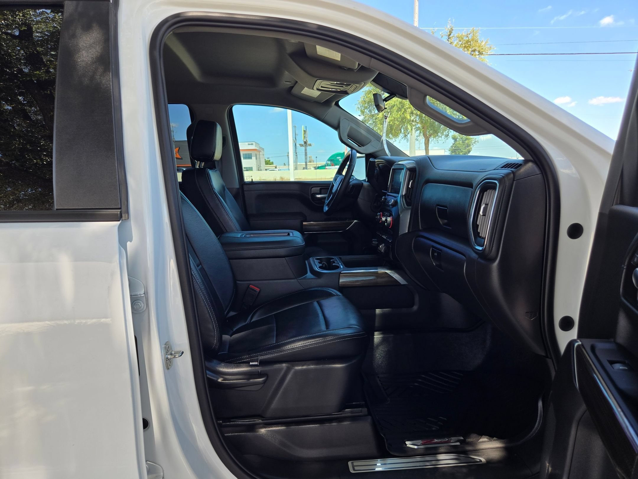 Used 2022 Summit White Chevrolet LT Trail Boss image 23