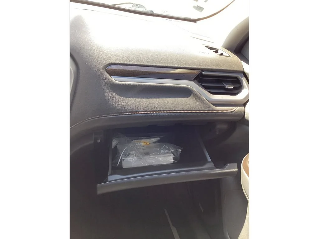 Used 2020 QUICKSILVER METALLIC GMC AT4 image 37