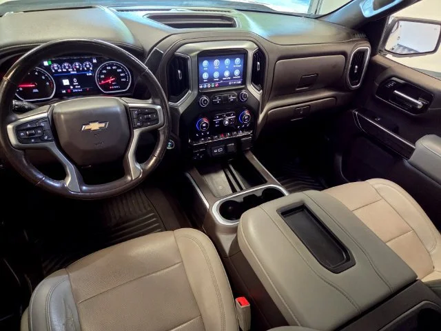 Used 2022 IRIDESCENT PEARL TRICOAT Chevrolet LTZ image 15