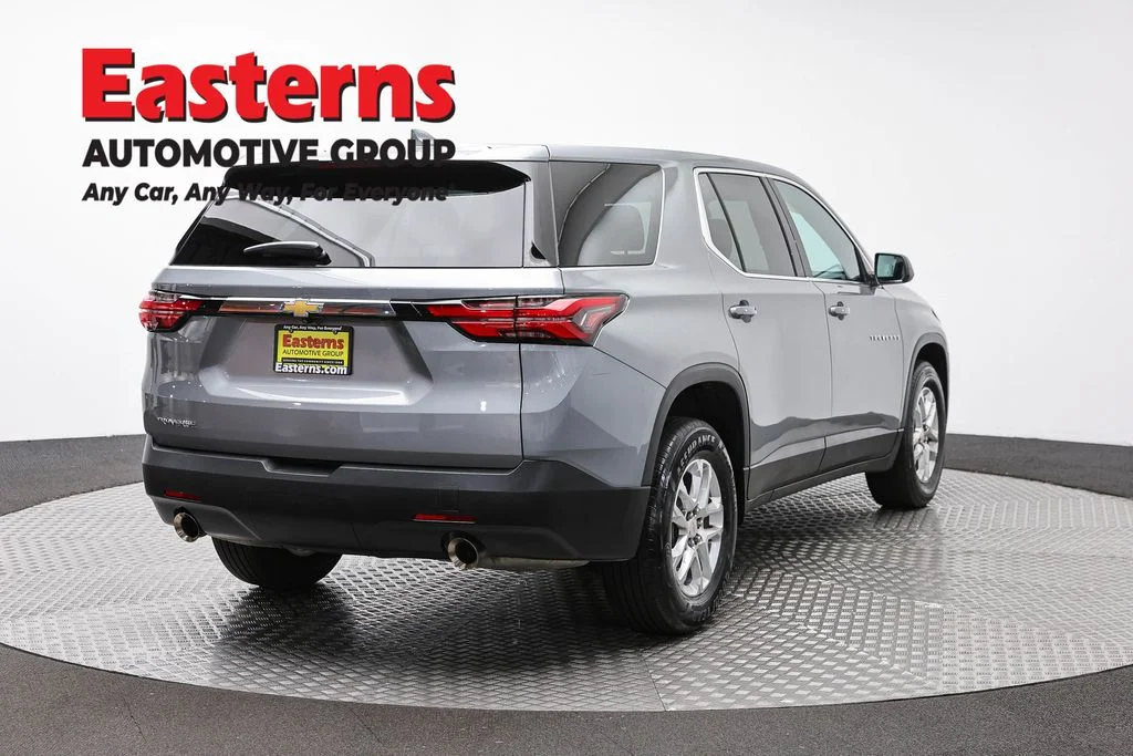 Used 2023 Gray Chevrolet LS image 5