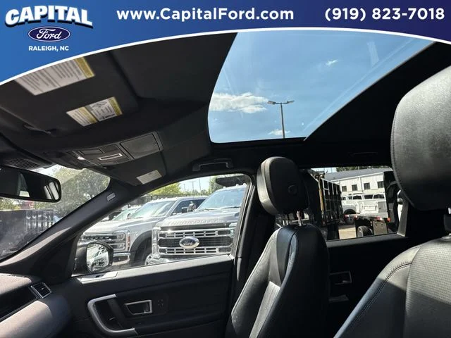 Used 2019  Land Rover HSE image 22