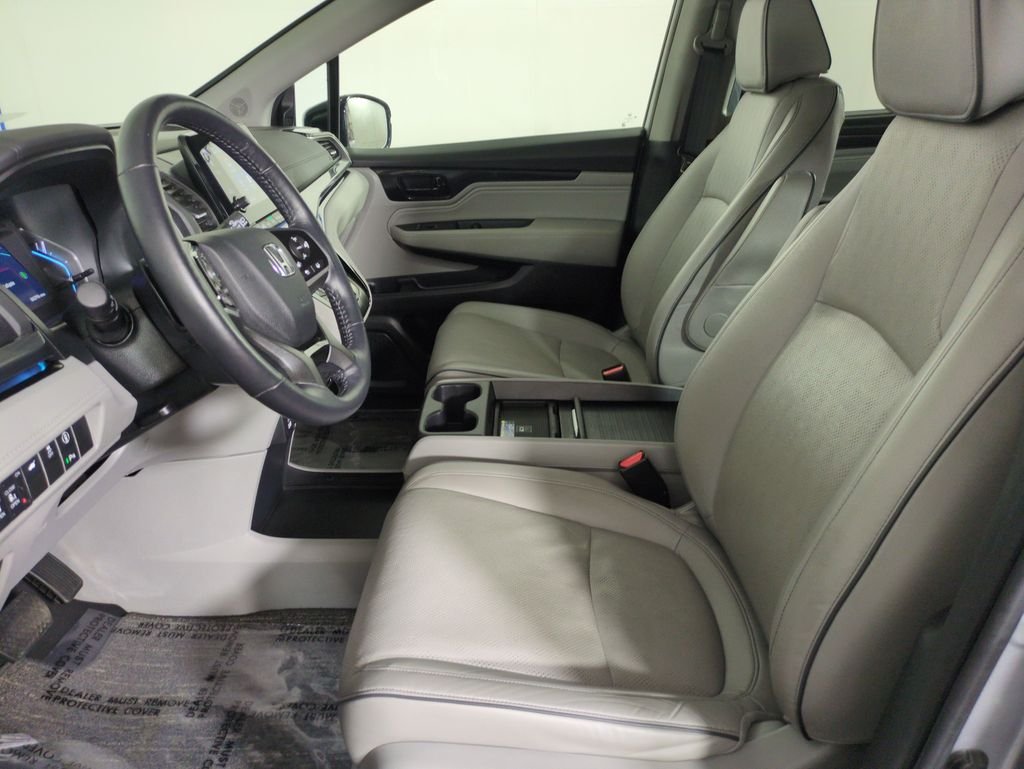 2024 Honda Odyssey Elite - Photo 13