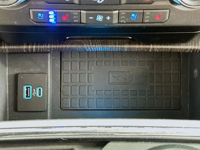 Pre-Owned 2021 Ford F-250SD Lariat