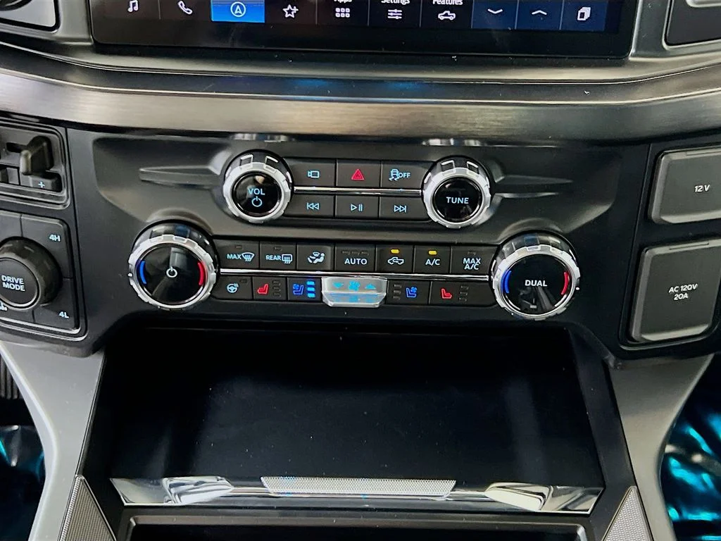New 2026 Avalanche Ford Lariat image 9