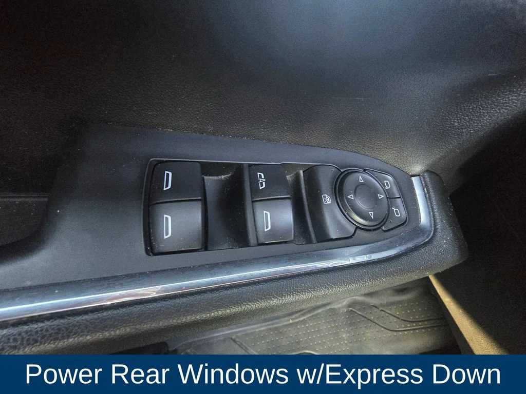 Used 2024 Slate Gray Metallic Chevrolet LT image 18