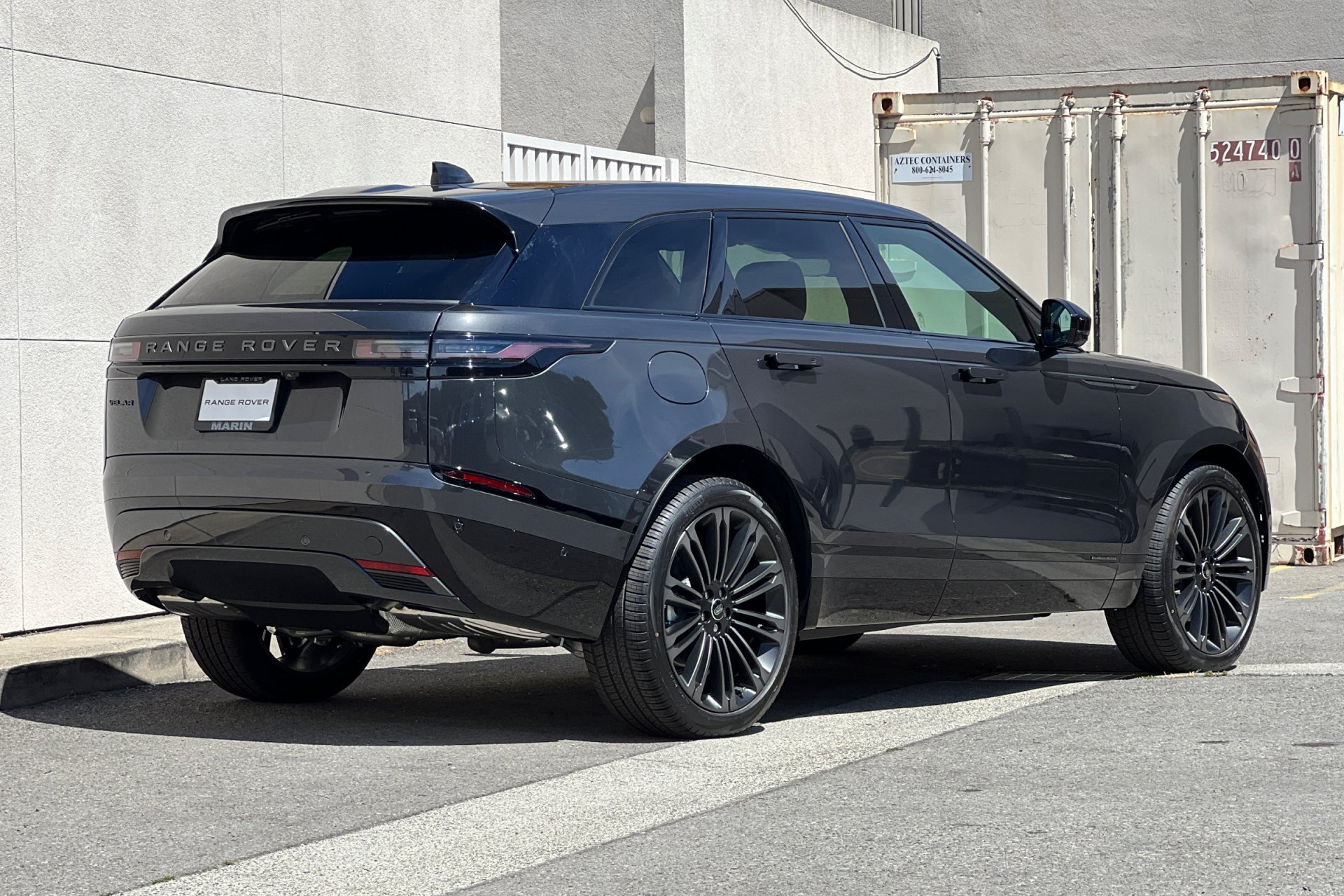 New 2026 Carpathian Grey Land Rover Belgravia Edition image 2