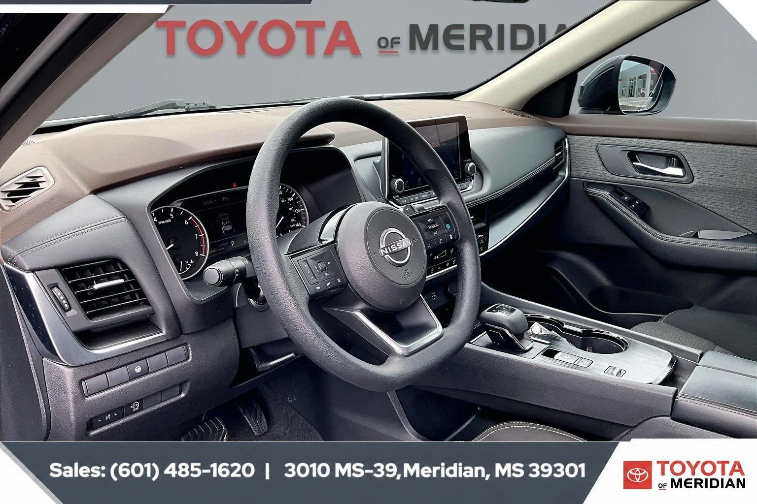 Used 2023 Super Black Nissan SV image 12