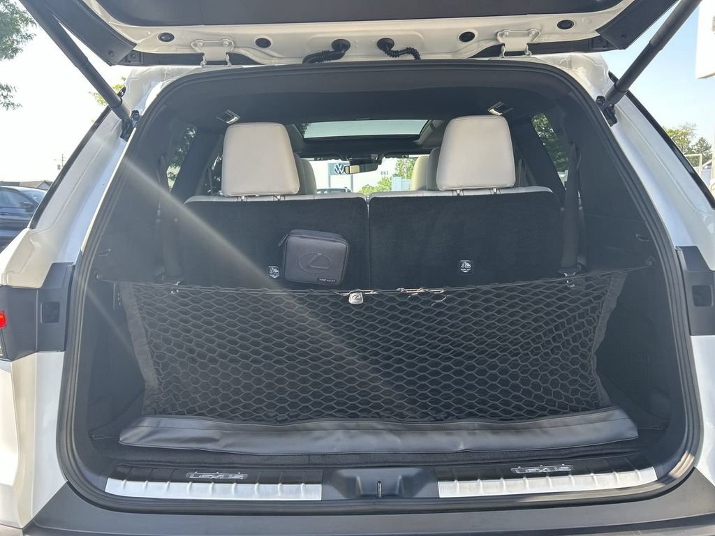 Used 2026 Pearl Lexus 350 Premium image 28