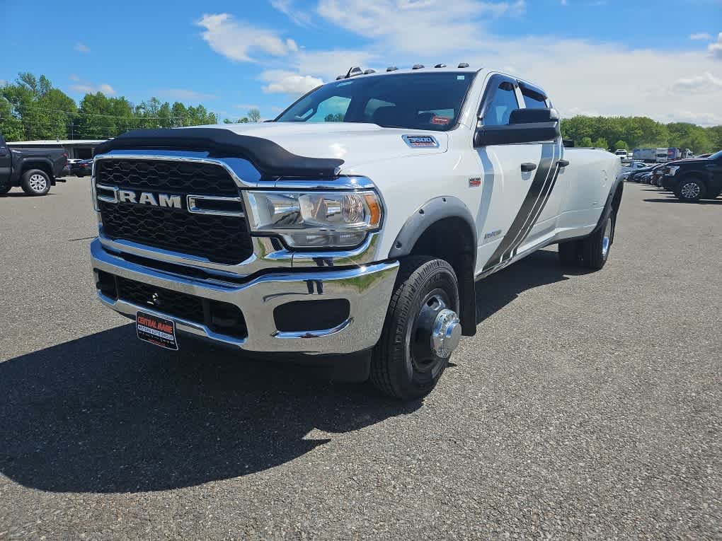 2019 RAM 3500 Tradesman 4X4 Crew Cab LWB's photo