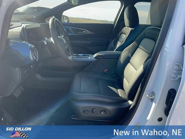 New 2026 Summit White Chevrolet LT image 9