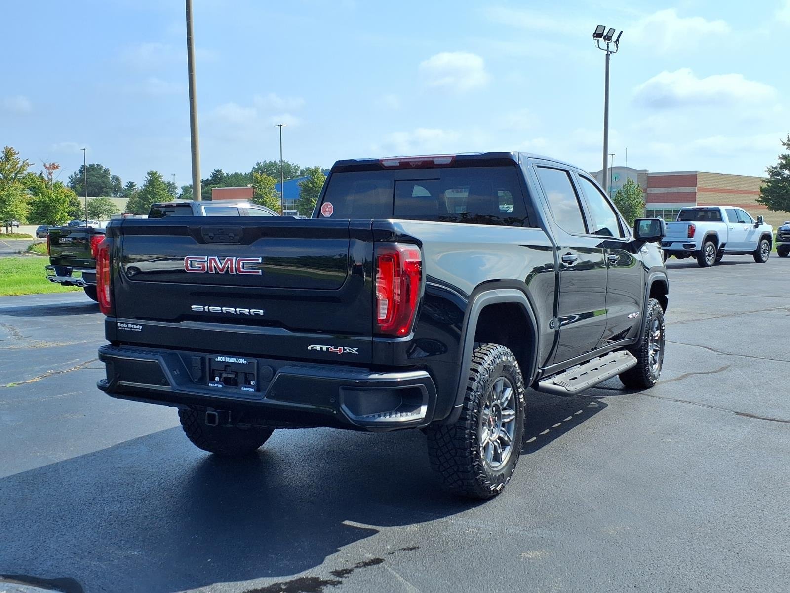 2026 GMC Sierra 1500 AT4X - Photo 18