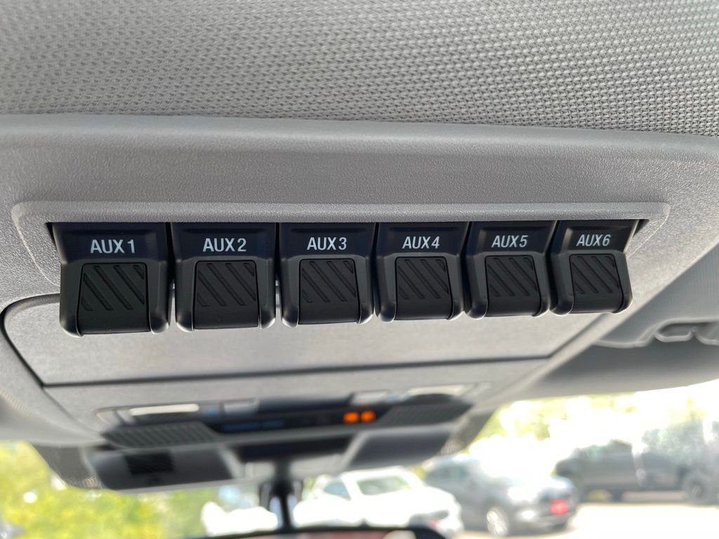 2026 Ford F-350 Super Duty XL - Photo 12