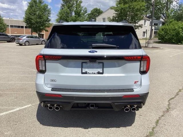 New 2026 Space White Metallic Ford ST image 6
