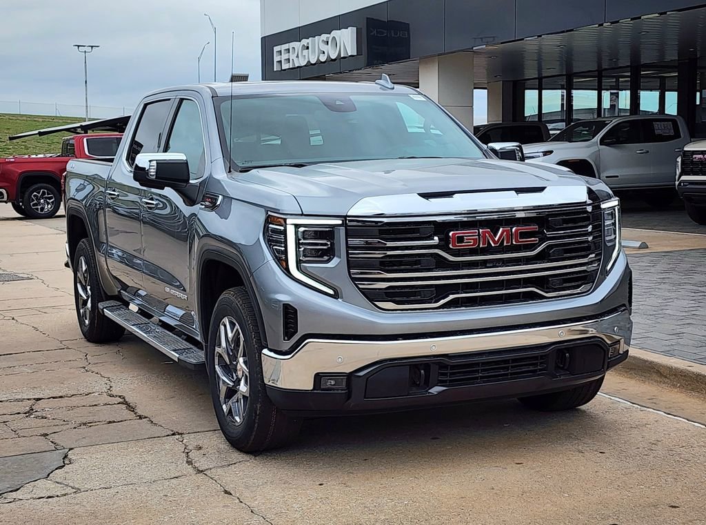 2026 GMC Sierra 1500 SLT - Photo 2