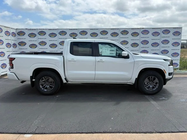2026 Nissan Frontier SV Crew Cab 4X2 SWB's photo