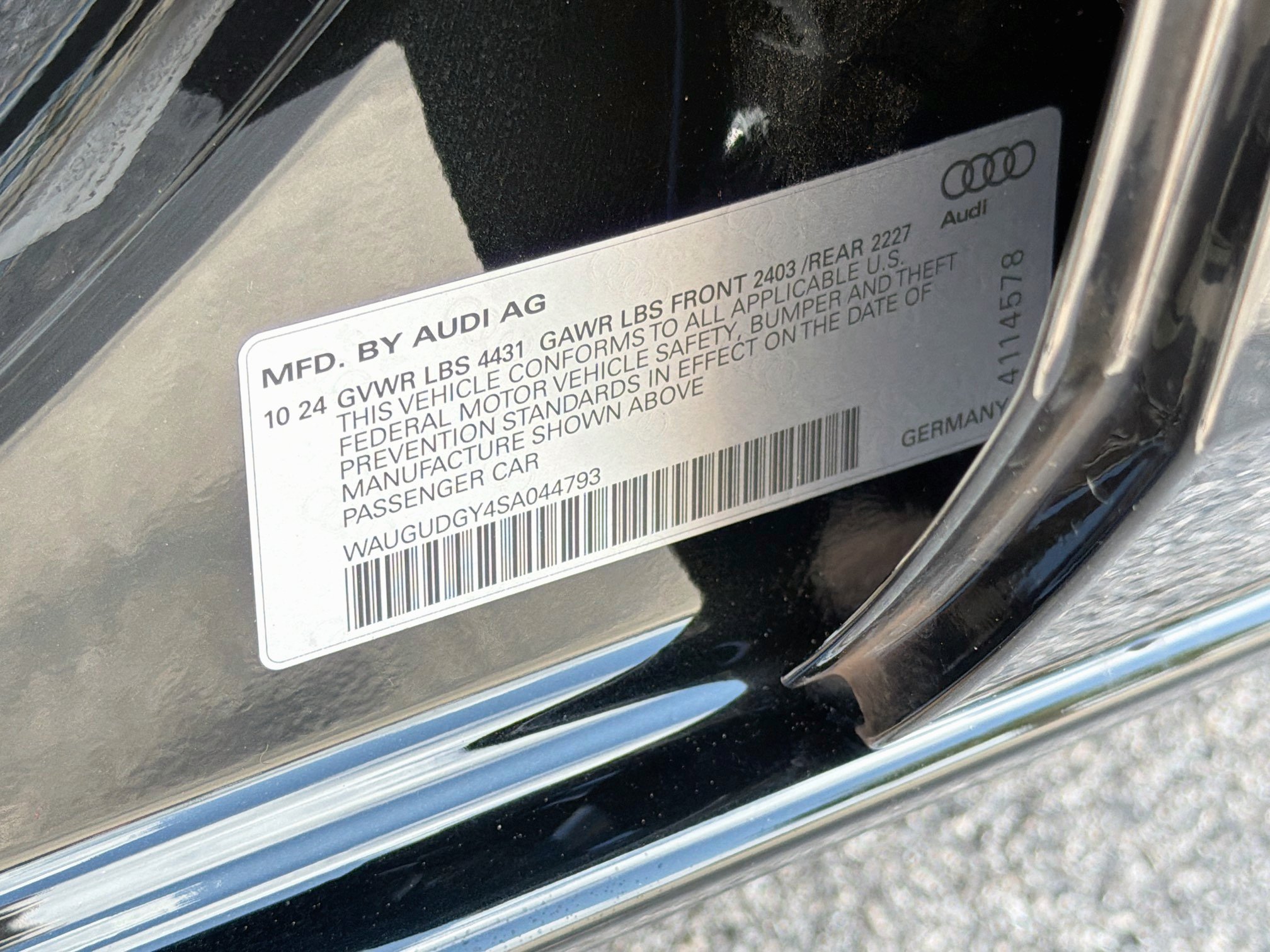 Used 2025 Black Audi Premium image 43