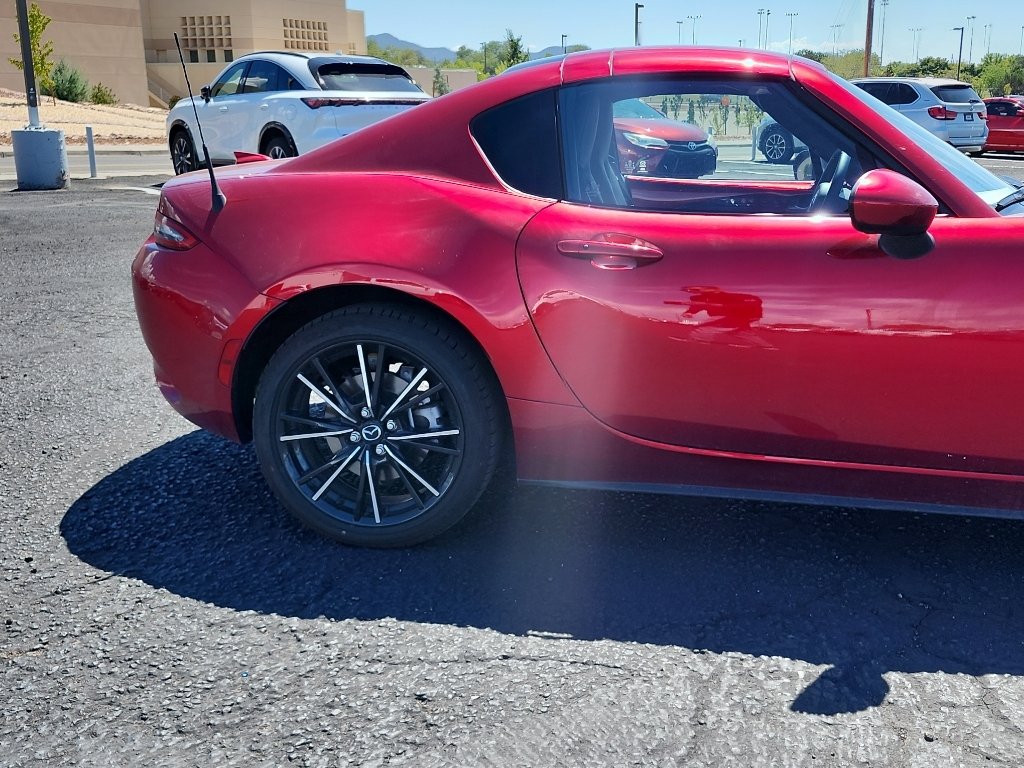 Used 2025 Soul Red Crystal Metallic Mazda Grand Touring image 5