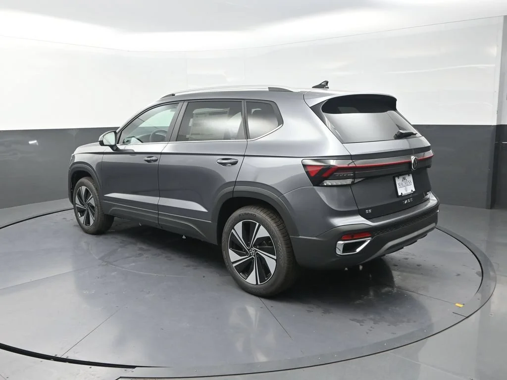 New 2026 Gray Volkswagen 1.5T SE image 8